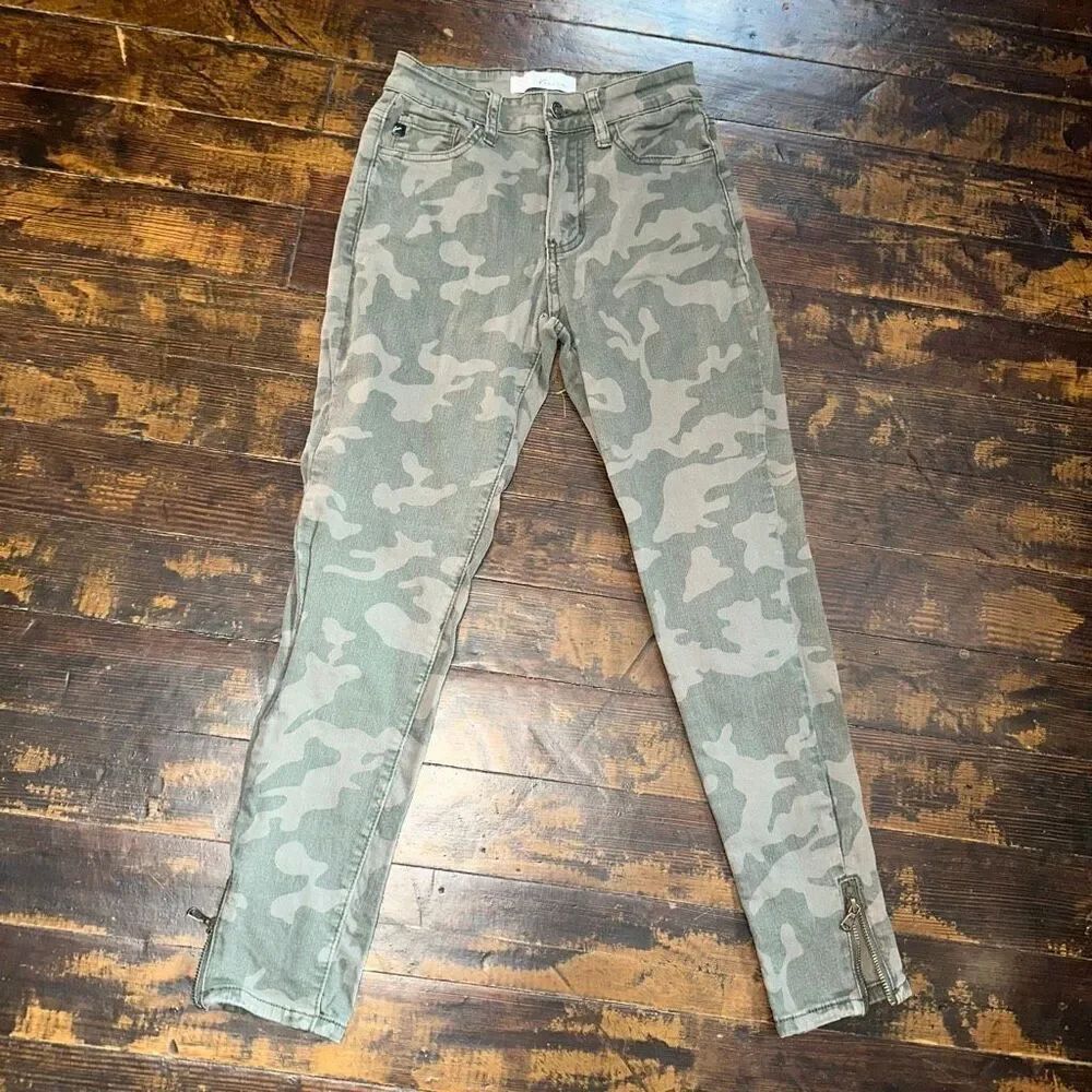 Kancan light camo moto ankle zip 5/26 normcore jeans